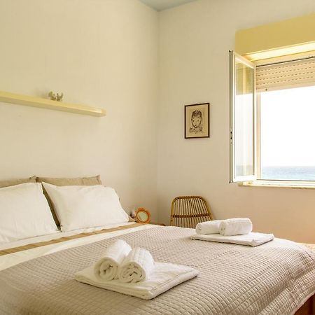 Sea Paradise - Il Mare Sotto La Finestra Riposto ภายนอก รูปภาพ