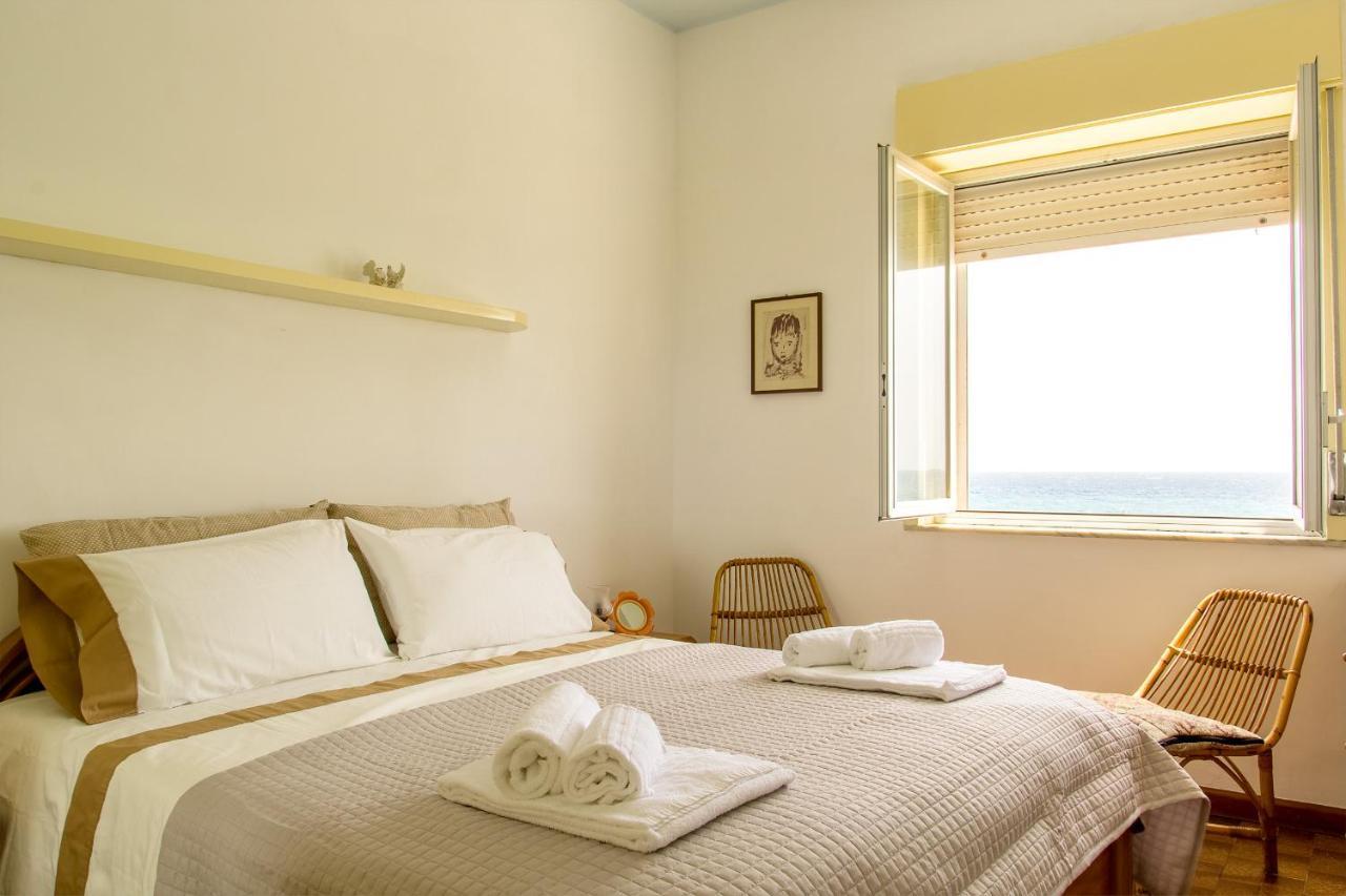 Sea Paradise - Il Mare Sotto La Finestra Riposto ภายนอก รูปภาพ